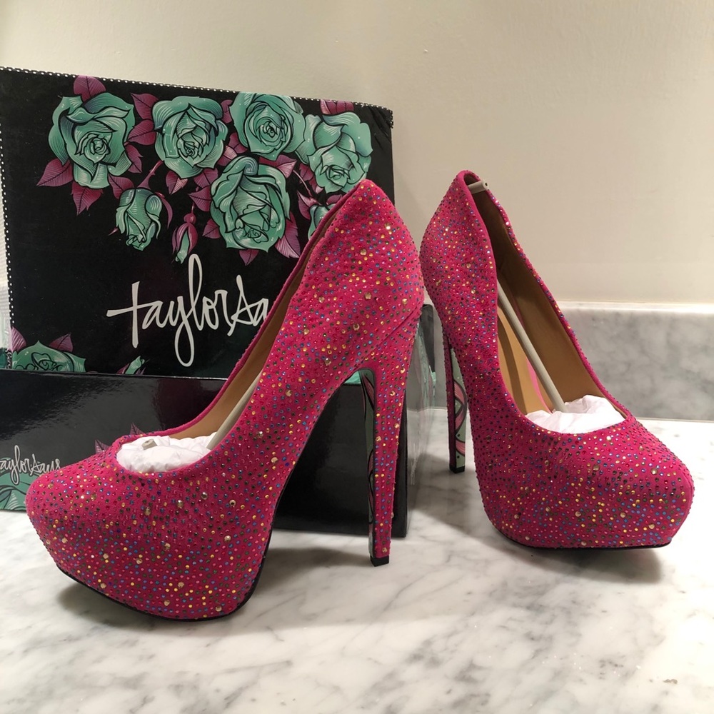 NWT Taylor Says Hot Pink Swarovski crystal heels